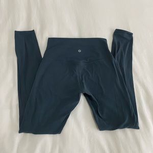 Lululemon blue-green tall leggings size 6